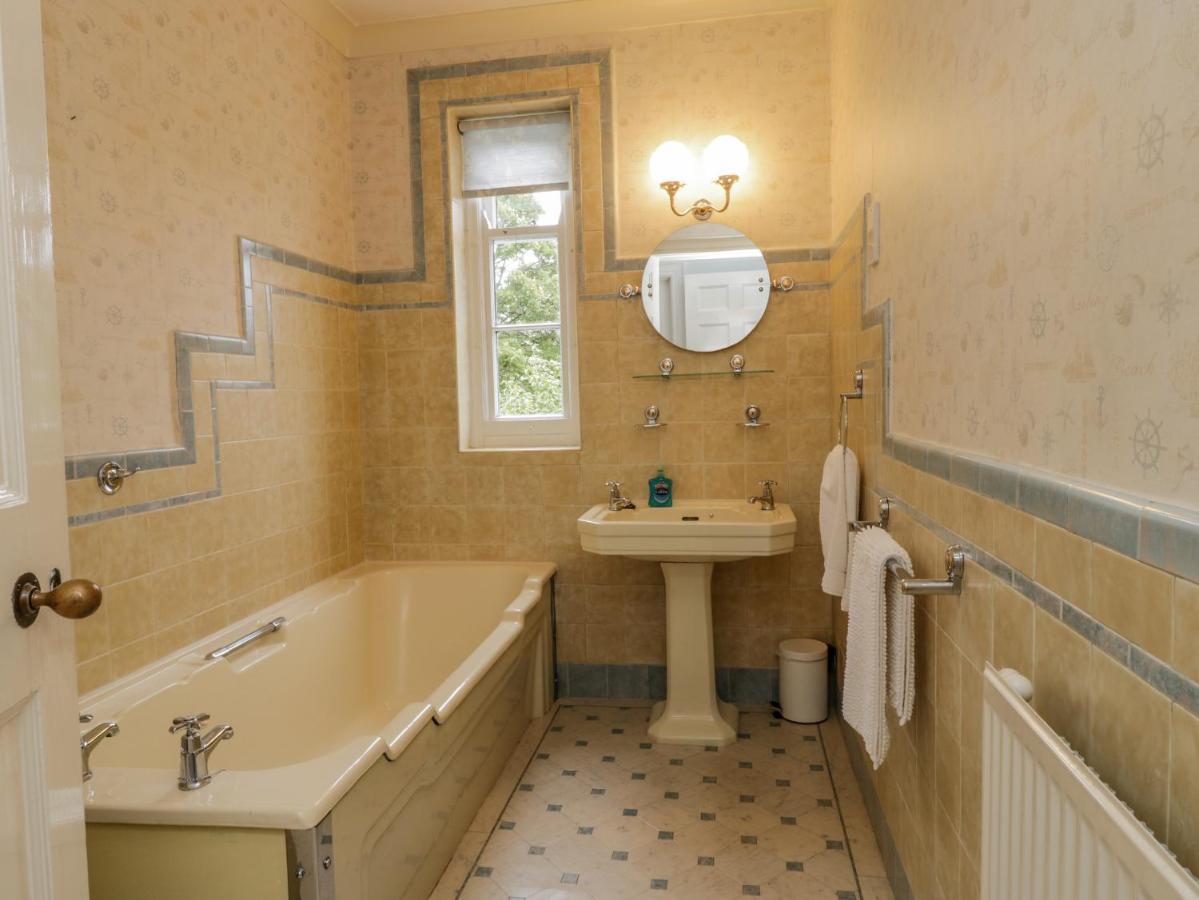 The Manor House Villa Scarborough Dış mekan fotoğraf